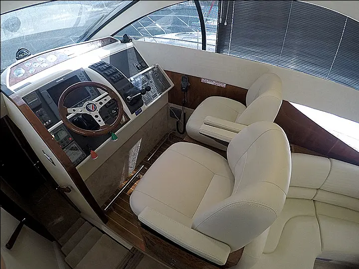 Fairline Phantom 50 - 