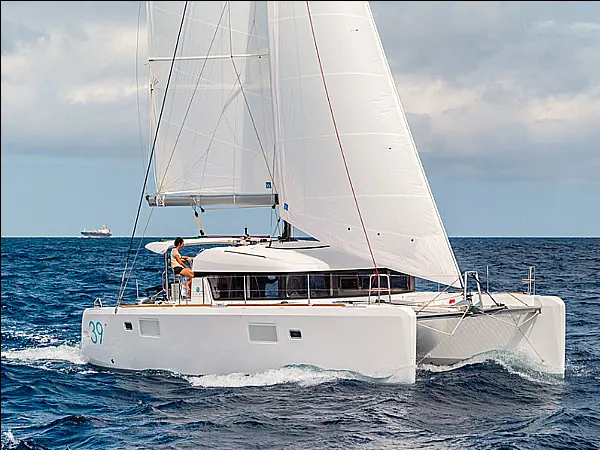 Lagoon 39