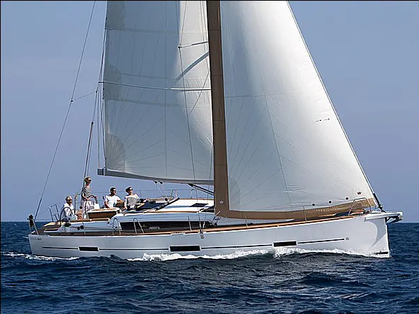 Dufour 460 