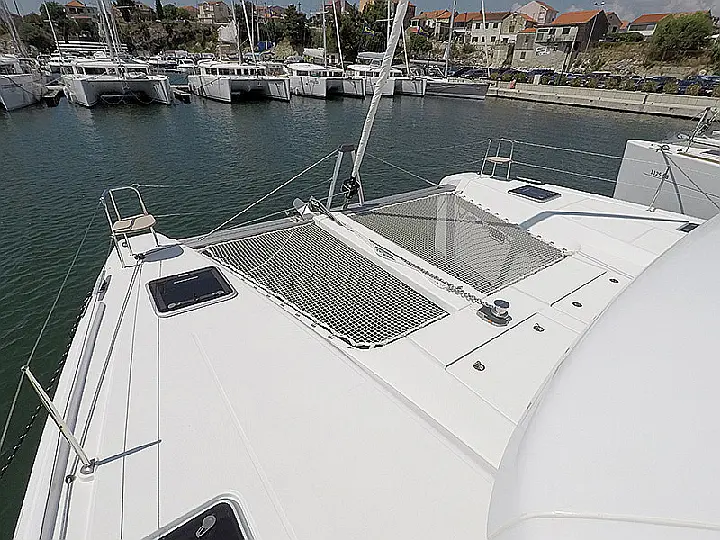 Lagoon 42 - 