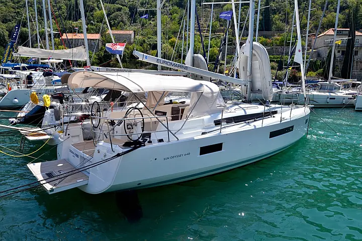 Sun Odyssey 440 - 