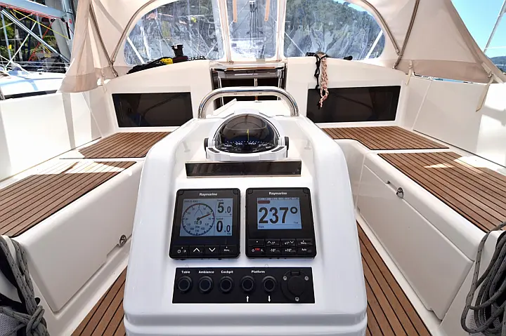 Sun Odyssey 440 - 