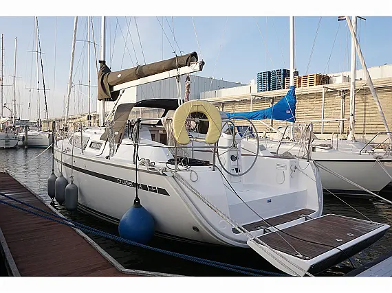 Bavaria Cruiser 33