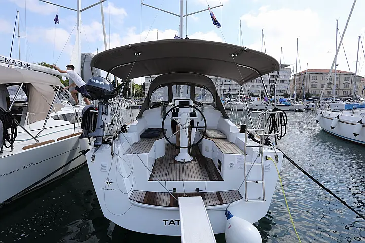 Sun Odyssey 319 - 