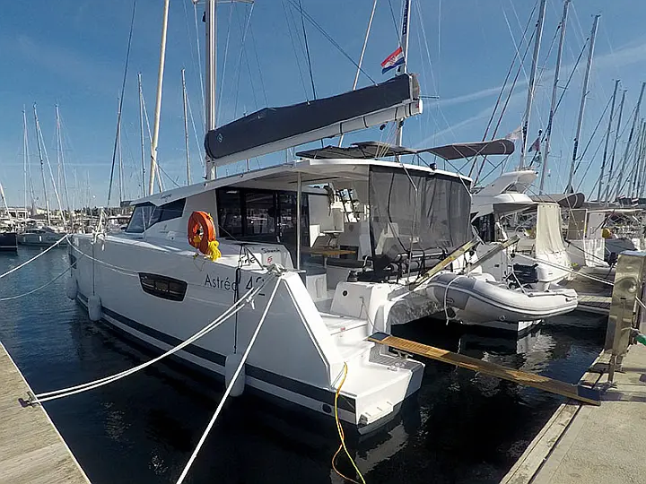 Fountaine Pajot Astréa 42 - Fountaine Pajot Aastrea 42