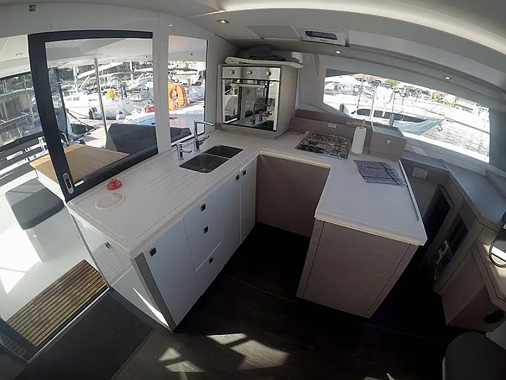 Fountaine Pajot Astréa 42 - Fountaine Pajot Aastrea 42
