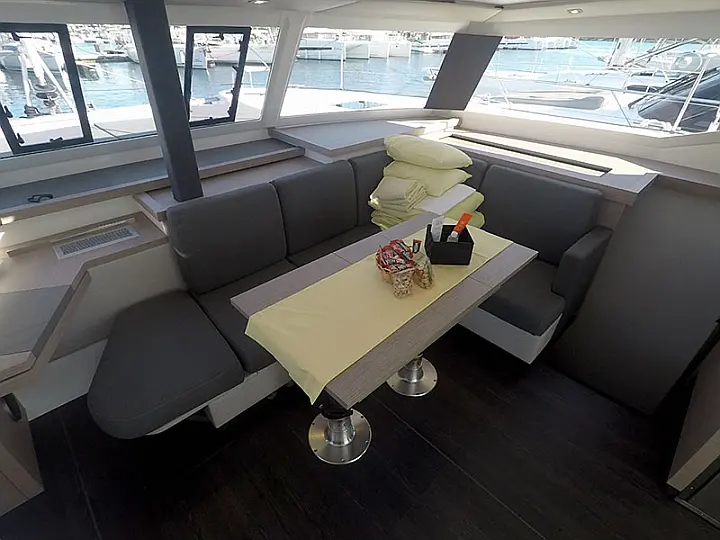 Fountaine Pajot Astréa 42 - Fountaine Pajot Aastrea 42