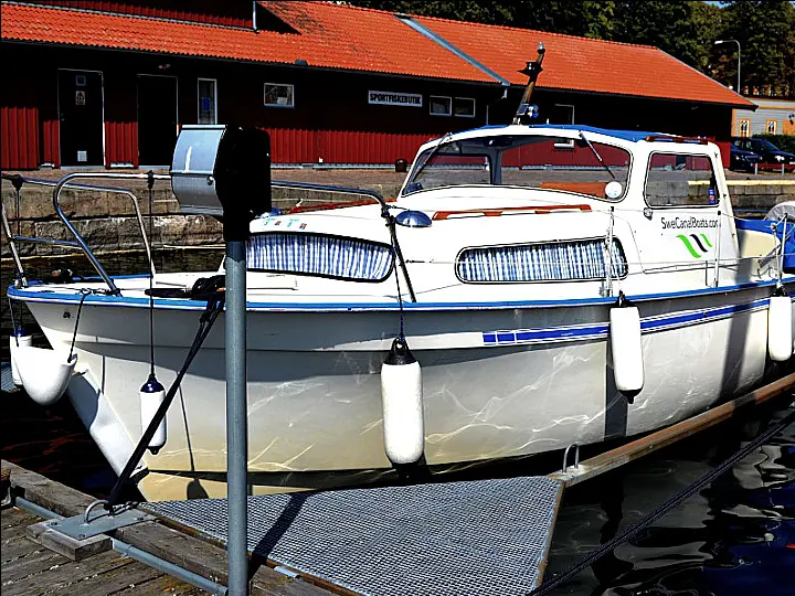 Albin 25 - 
