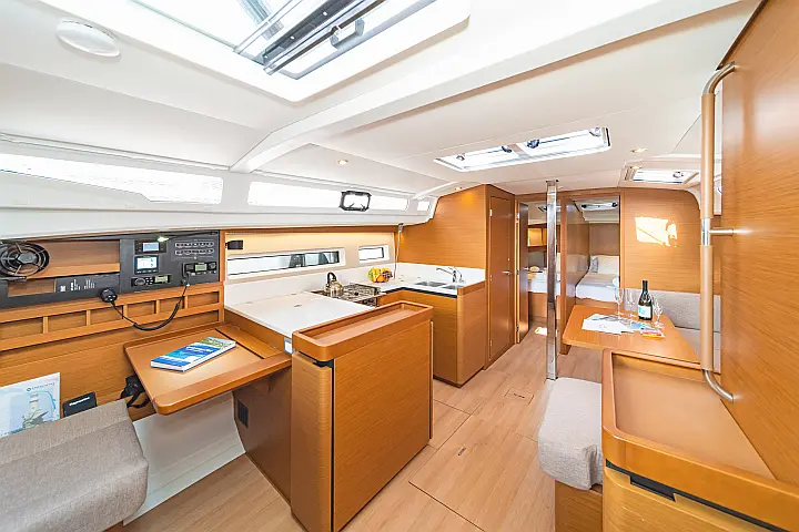 Sun Odyssey 440 - 