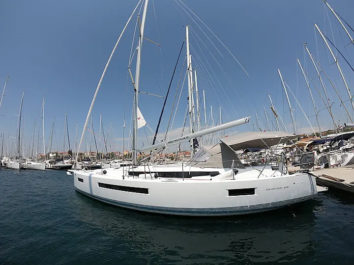 Sun Odyssey 490 - 