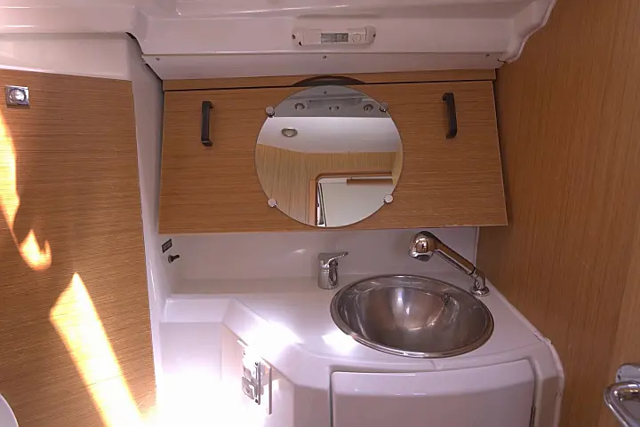 Sun Odyssey 36i - 