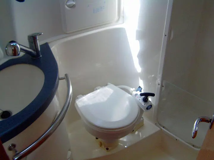 Bavaria 33 Cruiser - 