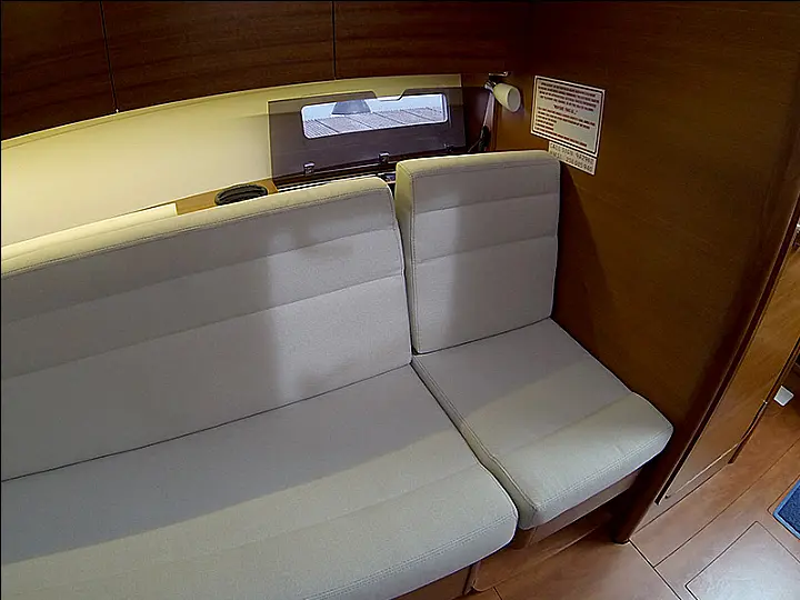 Dufour 350 GL - Dufour 350 interior